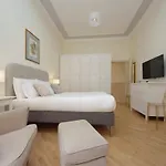 Апартаменты Castel Sant'angelo Elegant Jacobus House Рим