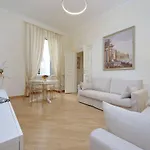 Castel Sant'angelo Elegant Jacobus House Рим